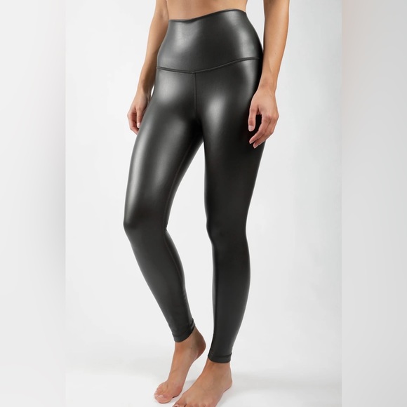 90 Degree by Reflex faux leather leggings - Picture 2 of 8